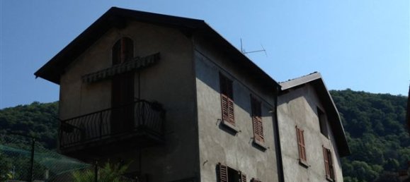 2 bedrooms Apartment in Asso, Italy No. 65692 20