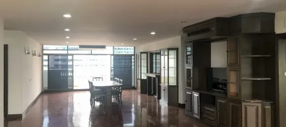 3 bedrooms Condo in Watthana, Thailand No. 75886 3