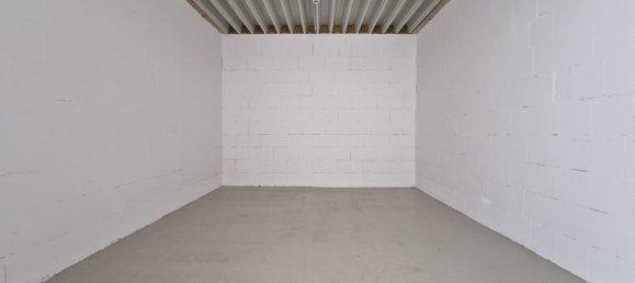 Entrepôt à Marzahn, Germany No. 4934 12