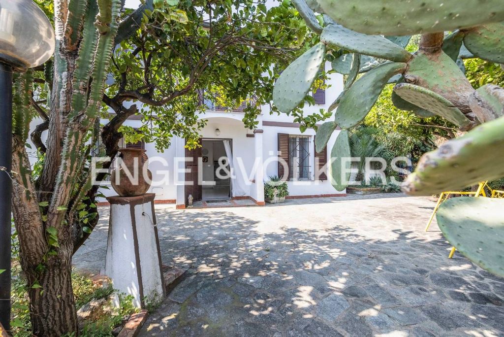 3 chambres Villa à Alassio, Italy No. 125693