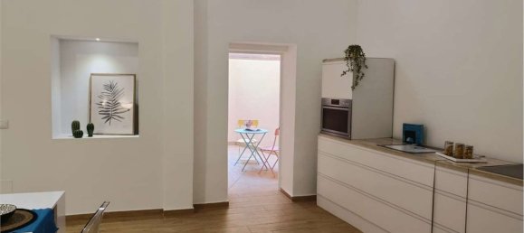 2 rooms Apartment in Trani, Italy No. 35423 11