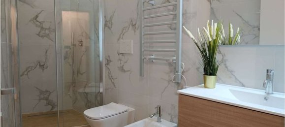2 rooms Apartment in Trani, Italy No. 35423 20
