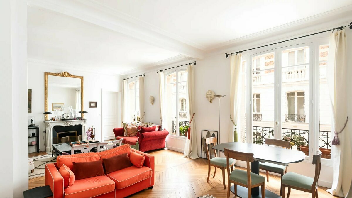 4 chambres Appartement à Paris, France No. 129604