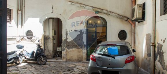 4-Zimmer Gewerbliche Immobilie in Catania, Italy, Nr. 295052 27