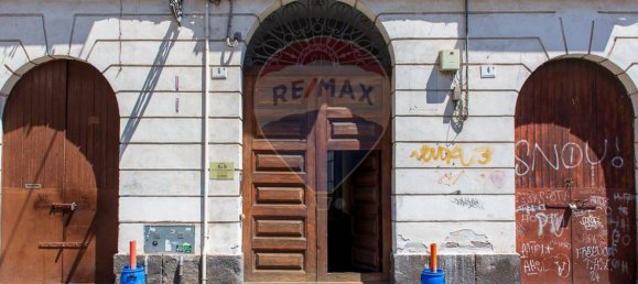 4-Zimmer Gewerbliche Immobilie in Catania, Italy, Nr. 295052 26