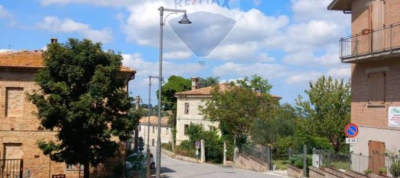 5 bedrooms House in Fratte Rosa, Italy No. 53342 25