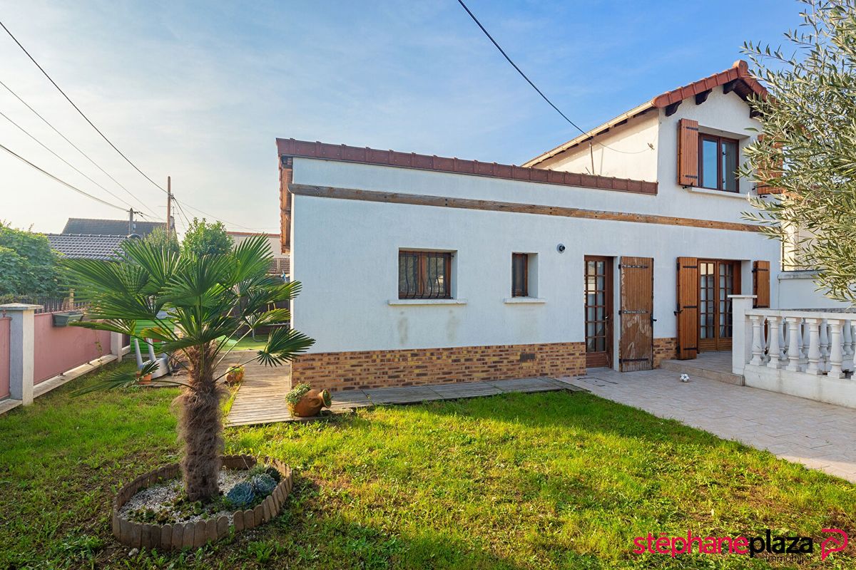 3 bedrooms House in Argenteuil, France No. 167102