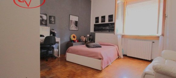 3 chambres Appartement à San Giovanni Valdarno, Italy No. 284532 21