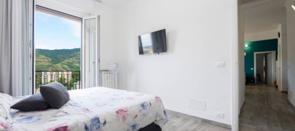 2 Schlafzimmer Wohnung in Genoa, Italy, Nr. 264642 27