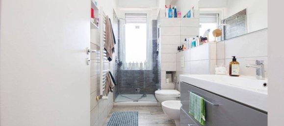 2 Schlafzimmer Wohnung in Genoa, Italy, Nr. 264642 23