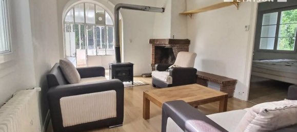 3 Schlafzimmer Haus in Blois, France, Nr. 271976 4