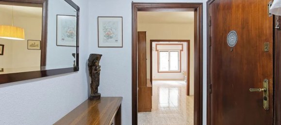 5 bedrooms Apartment in Sants-Montjuic, Spain No. 164743 2