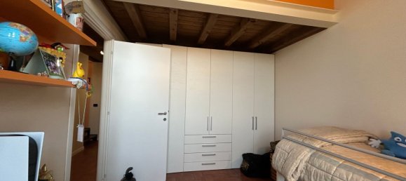 4 Schlafzimmer Haus in Piacenza, Italy, Nr. 327379 17