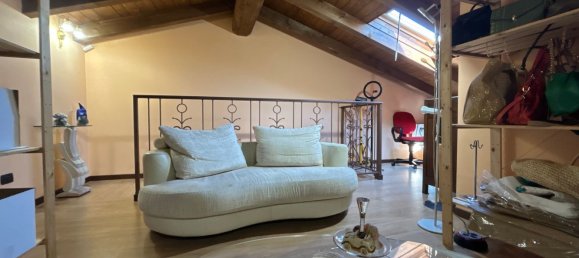 4 Schlafzimmer Haus in Piacenza, Italy, Nr. 327379 20