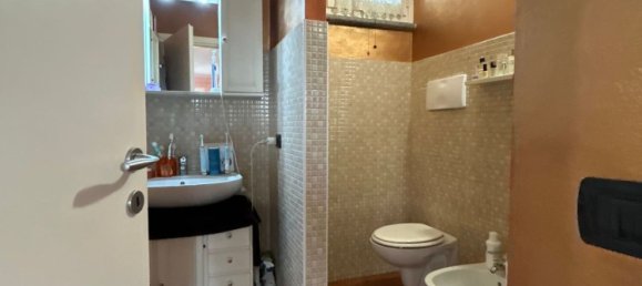 4 Schlafzimmer Haus in Piacenza, Italy, Nr. 327379 9