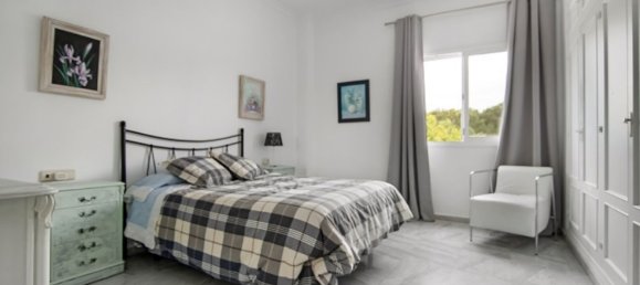 5 bedrooms Villa in Cadiz, Spain No. 139726 8