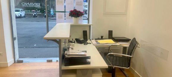 37m² Commercial property in Genoa, Italy No. 35794 4