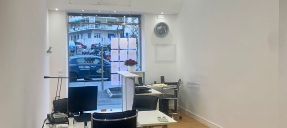 37m² Commercial property in Genoa, Italy No. 35794 14