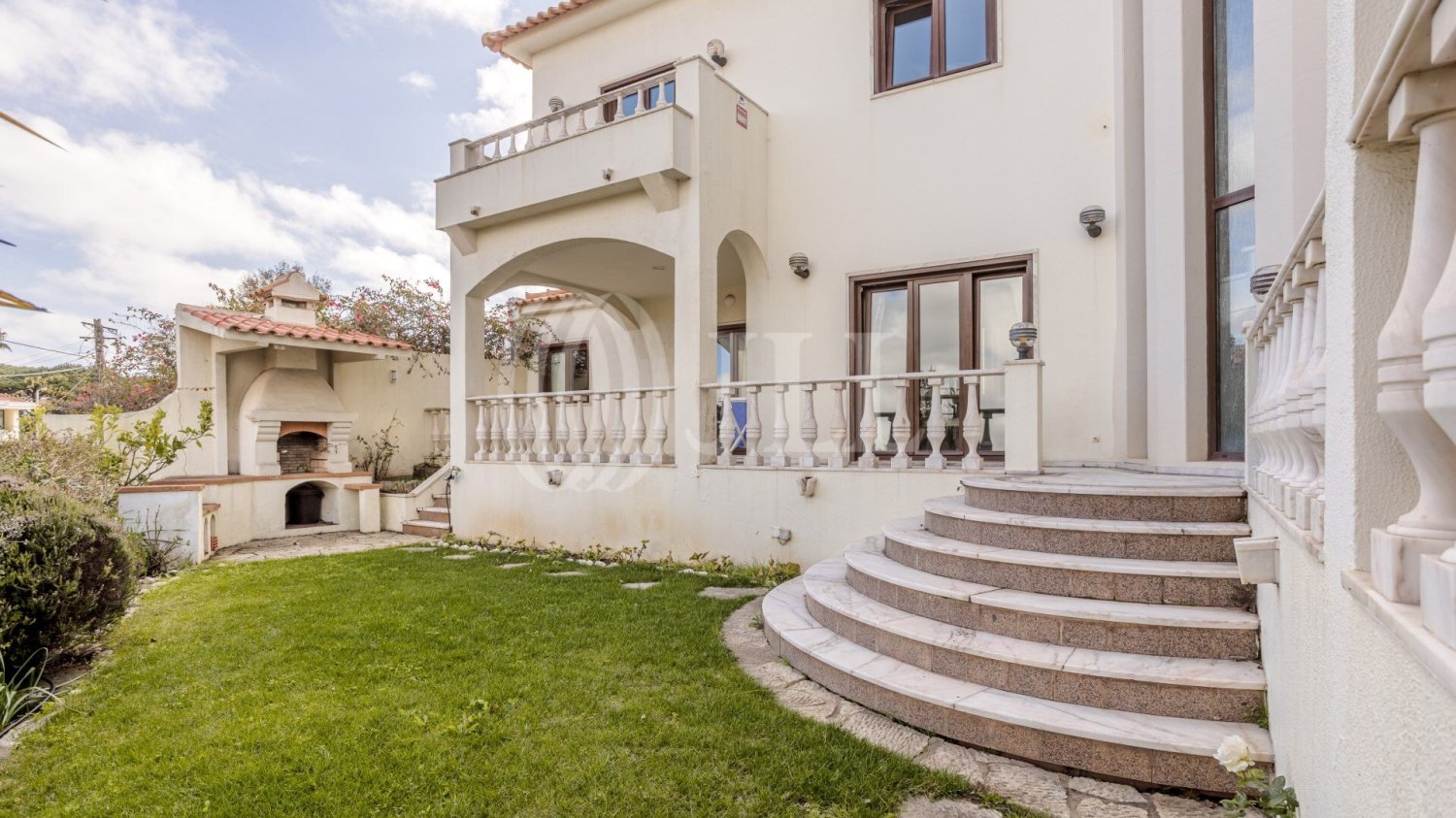 5 bedrooms House in Cascais, Portugal No. 106163