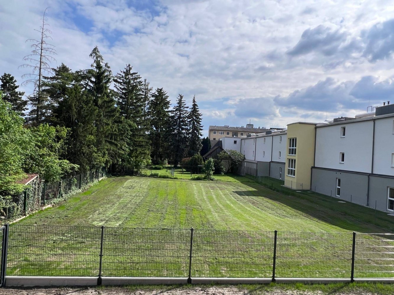 Terrain à Spillern, Austria 888m² No. 214582