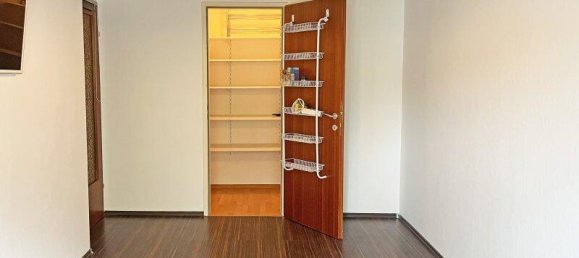 4 rooms Apartment in Pressbaum, Austria No. 126074 8