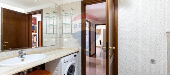 Apartamento de 2 dormitorios en Cagliari, Italy No. 328458 12