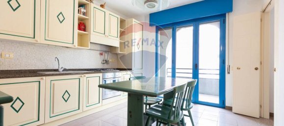 Apartamento de 2 dormitorios en Cagliari, Italy No. 328458 2