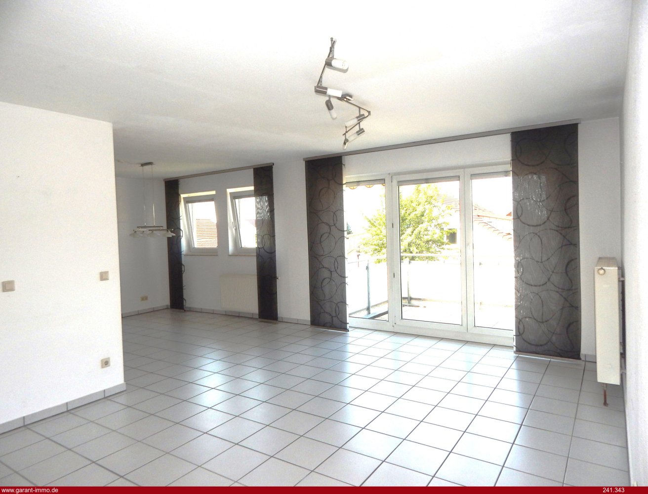 3 bedrooms Apartment in Boblingen, Germany No. 1373