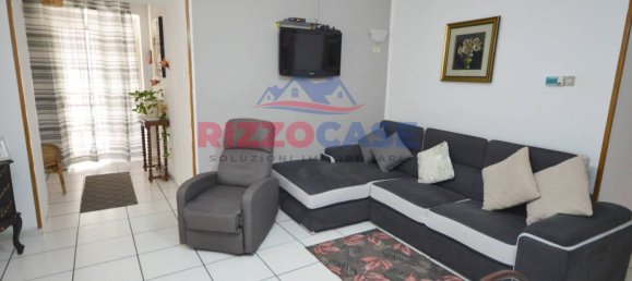 3 bedrooms House in Corigliano Rossano, Italy No. 343646 4