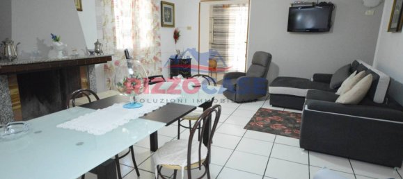 3 bedrooms House in Corigliano Rossano, Italy No. 343646 2