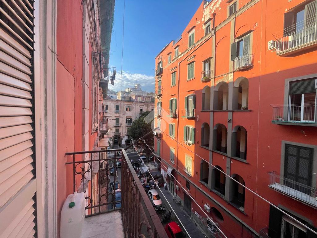 1 Schlafzimmer Wohnung in Naples, Italy, Nr. 318095