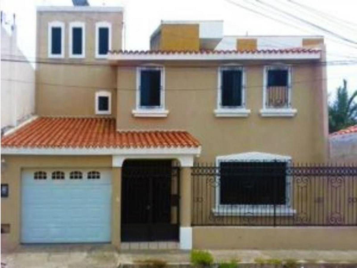 3 bedrooms House in Sinaloa, Mexico No. 165233