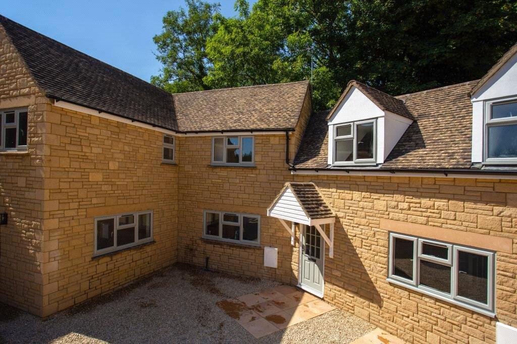 2022 bedrooms Land in Cheltenham, United Kingdom No. 1767