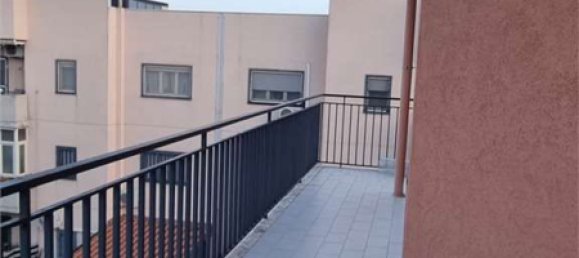 4 rooms Apartment in Catania, Italy No. 48395 82
