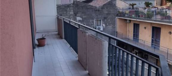 4 rooms Apartment in Catania, Italy No. 48395 78