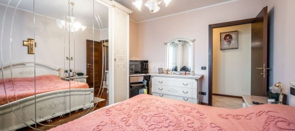 3-salle Appartement à Savignano sul Panaro, Italy No. 301964 14