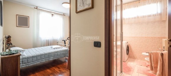 3-salle Appartement à Savignano sul Panaro, Italy No. 301964 15