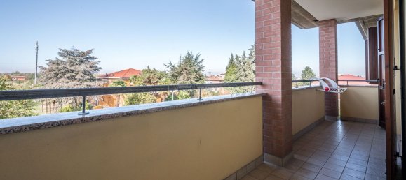 3-salle Appartement à Savignano sul Panaro, Italy No. 301964 22