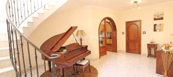 4 bedrooms Villa in Msida, Malta No. 4390 4