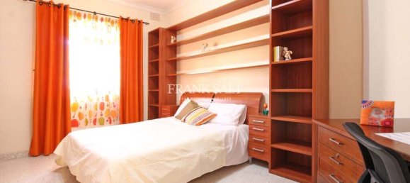 4 bedrooms Villa in Msida, Malta No. 4390 29