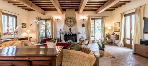 3 bedrooms House in Selci, Italy No. 3582 6