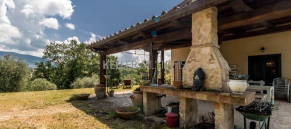 3 bedrooms House in Selci, Italy No. 3582 3