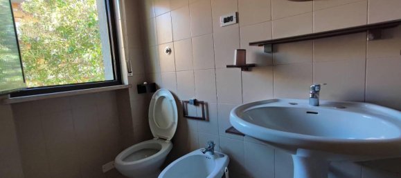 2 rooms Apartment in Silvi, Italy No. 23059 3
