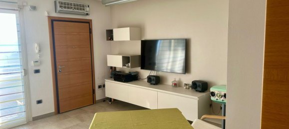 4-Zimmer Wohnung in Montescudo Monte Colombo, Italy, Nr. 207835 12