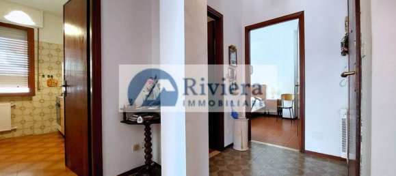 4-Zimmer Wohnung in San Bartolomeo al Mare, Italy, Nr. 286611 12