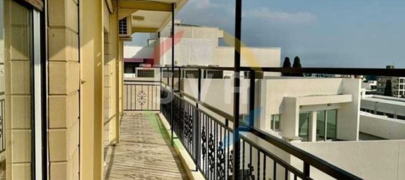 5 bedrooms Penthouse in Limassol, Cyprus No. 21480 4