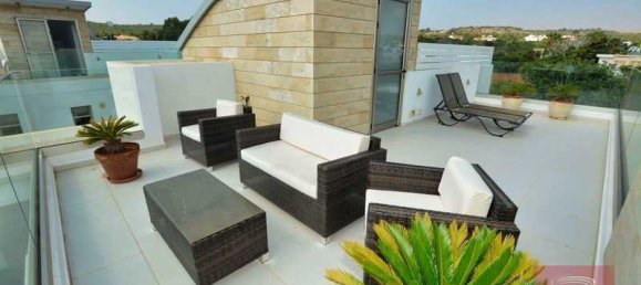 5 bedrooms Villa in Protaras, Cyprus No. 13867 9