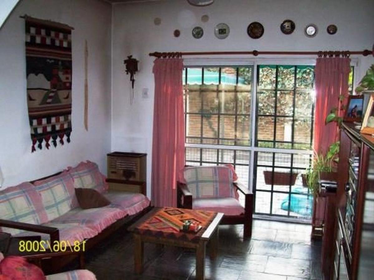 3 Schlafzimmer Haus in General San Martin, Argentina, Nr. 56643