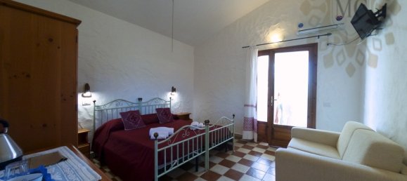 Hotel de 12 dormitorios en Sardinia, Italy No. 318995 17