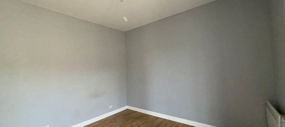 4 bedrooms Building in Bezons, France No. 170173 4